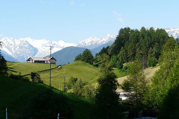 Sonnenaugang am Kartatschhof Sonnenaugang am Kartatschhof